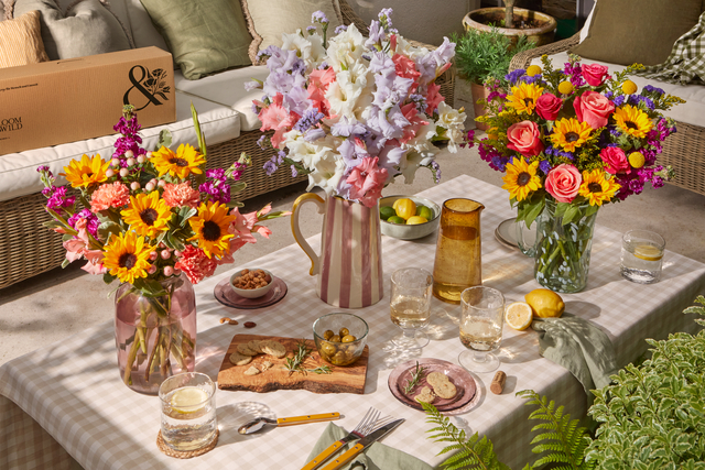 Rabatte bei Bloom & Wild, Blumenabos, Kreativ- Blumenbox